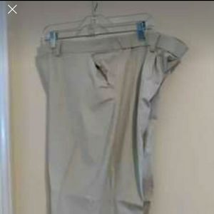 Coldwater Creek 18w Khakis